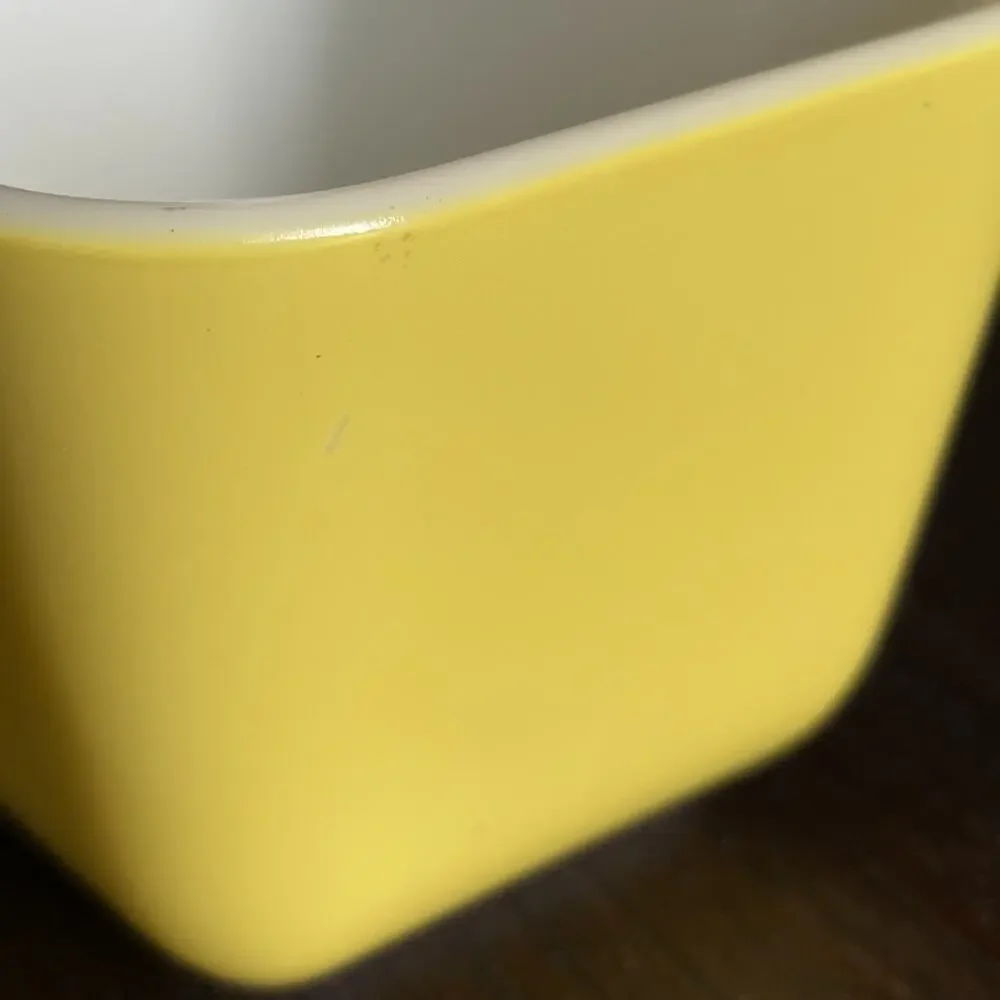 Qty 2 PYREX 501 B Yellow Refrigerator Dishes No Lids VTG Food Storage Fridgie